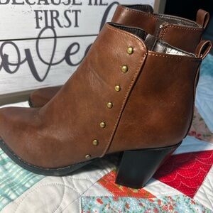 Sociology Brown Ankle Boots with Gold Accents